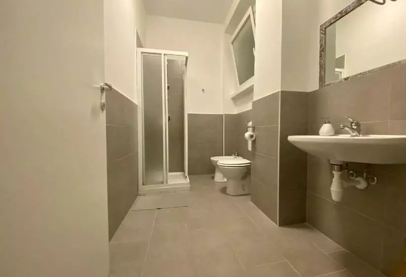 اتاق استاندارد, Guest House Pirelli Milano