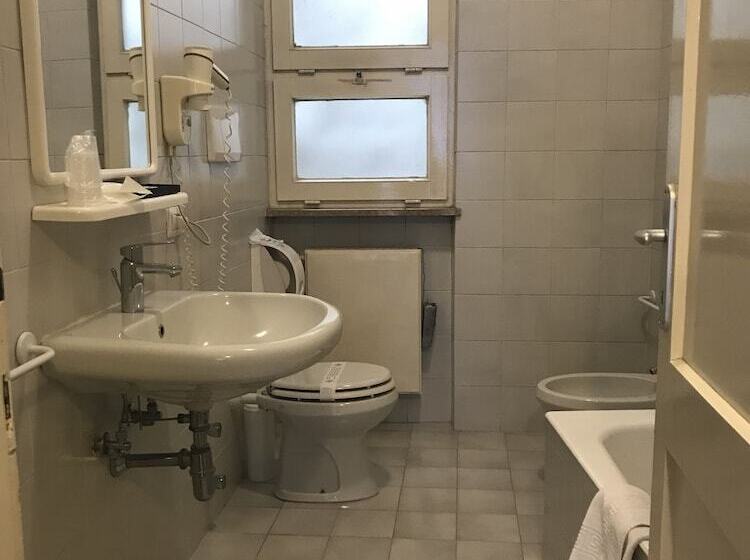 Habitació Triple Superior, Il Sole