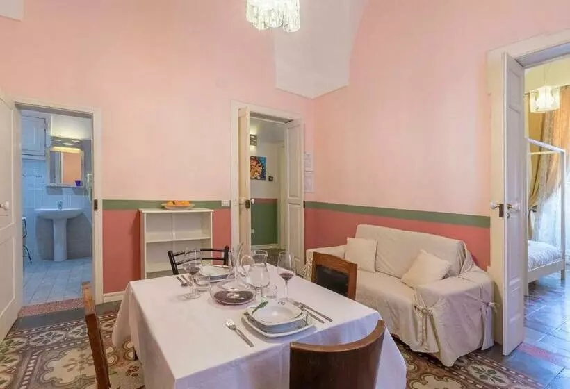 スイート, La Naca Della Taranta B&b