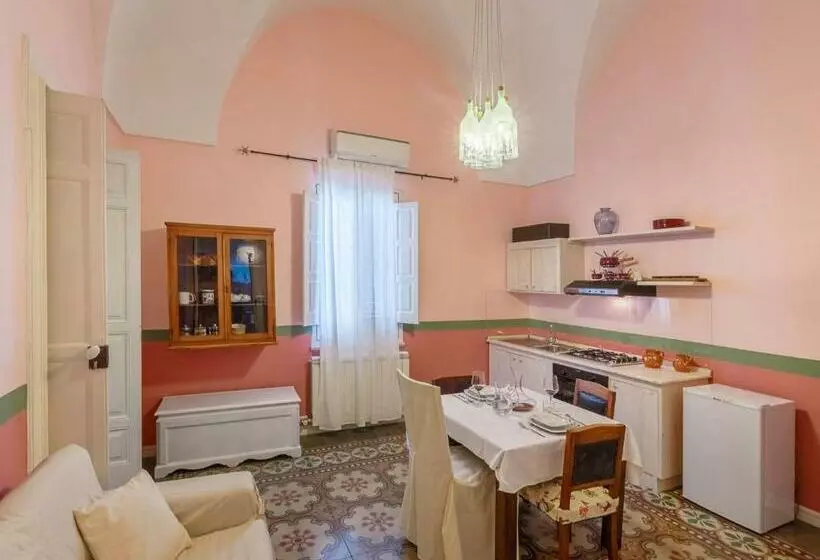 スイート, La Naca Della Taranta B&b