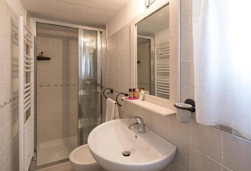 חדר סטנדרט לשלושה, La Naca Della Taranta B&b