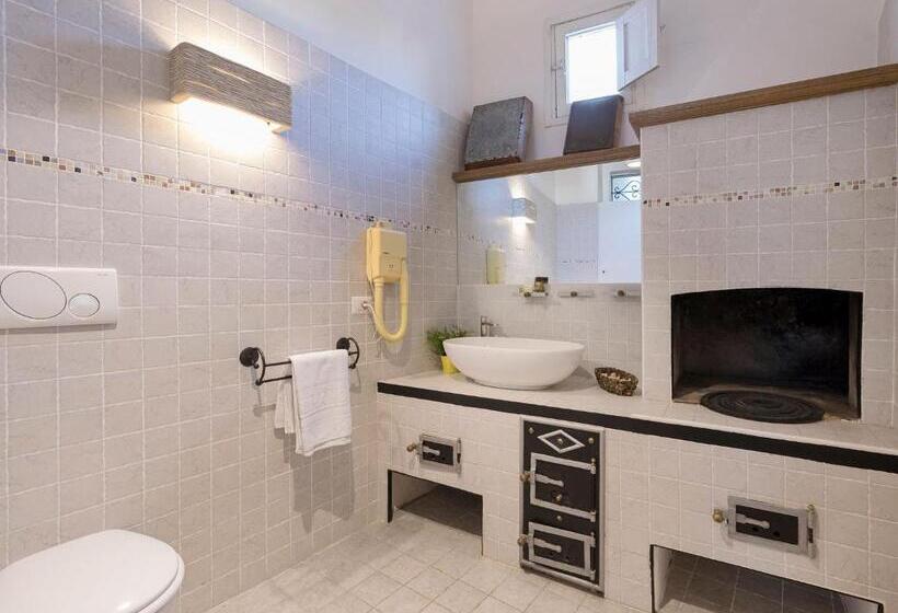 חדר סטנדרט לשלושה, La Naca Della Taranta B&b