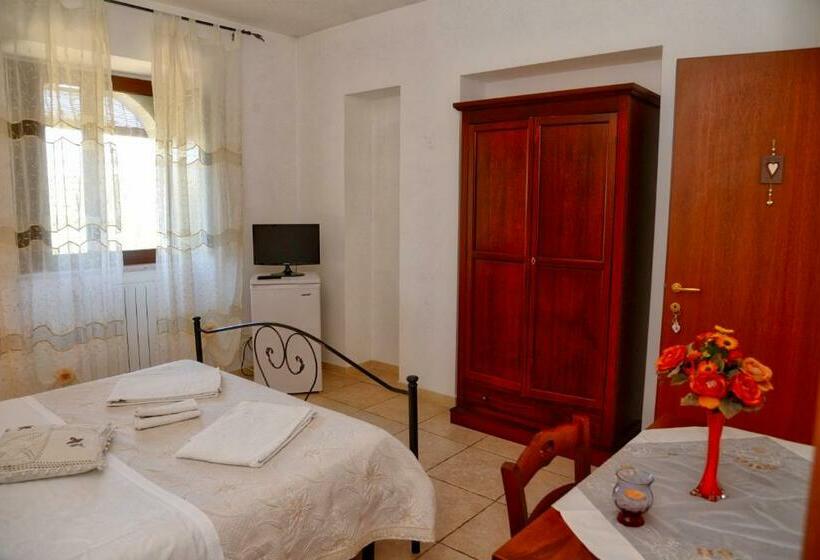 اتاق استاندارد, La Piana Degli Ulivi