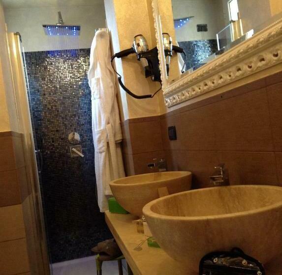 スーペリアールーム, Luna