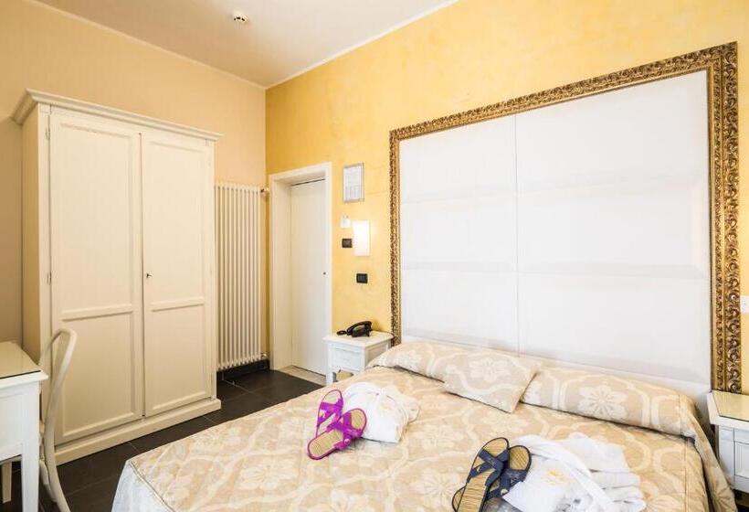 トリプルクラシックルーム, Luna