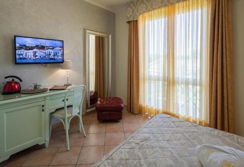 クラシックルーム, Luna