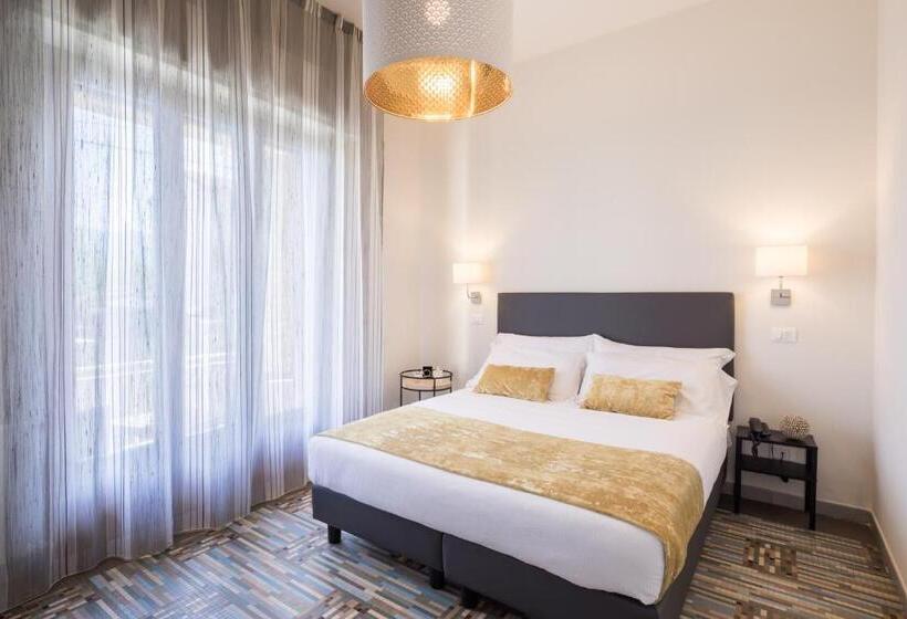 クラシックルーム, Luna