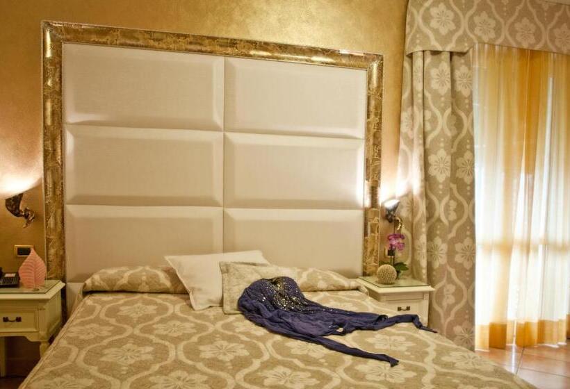 クラシックルーム, Luna