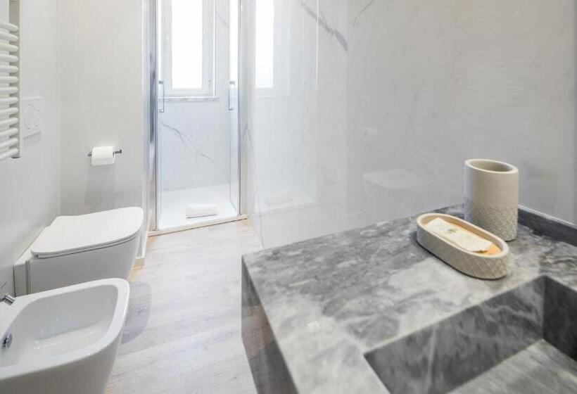 クラシックルーム, Luna