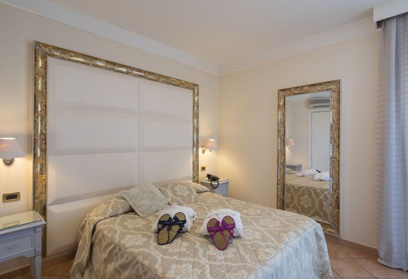 クラシックルーム, Luna