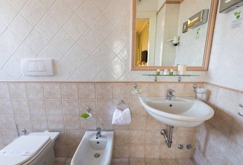 クラシックルーム, Luna