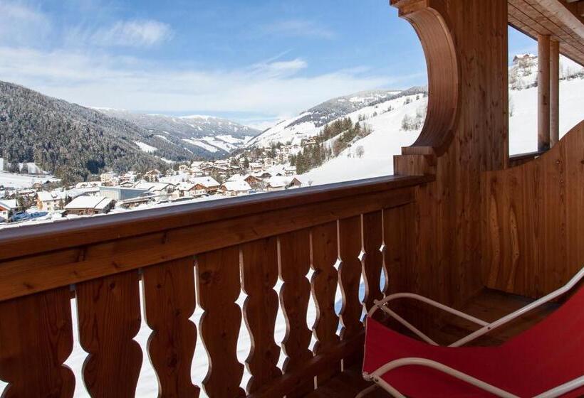 스탠다드 발코니 룸, Mareo Dolomites