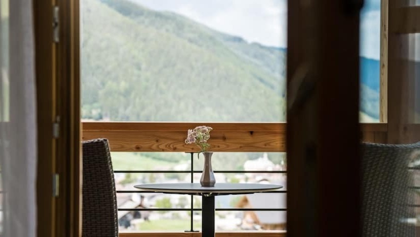 Номер Deluxe, Mareo Dolomites