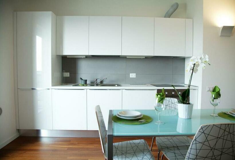 آپارتمان 2 خوابه, Residence Milano Bicocca