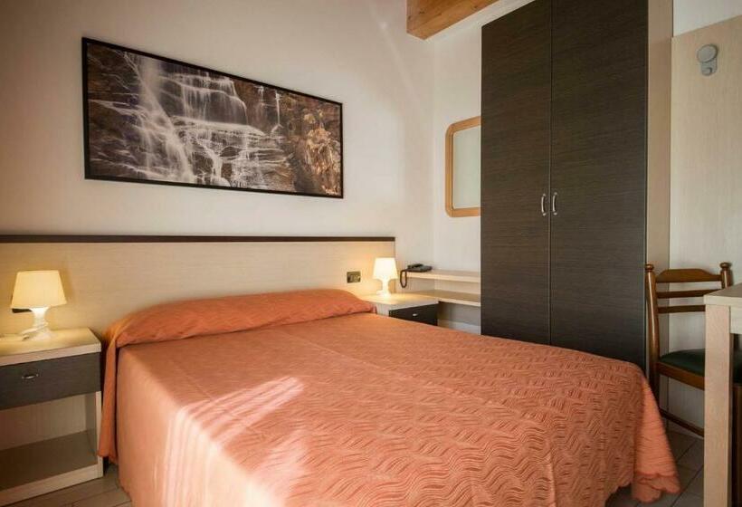 חדר סטנדרט עם מרפסת, Residence Hotel Miralago