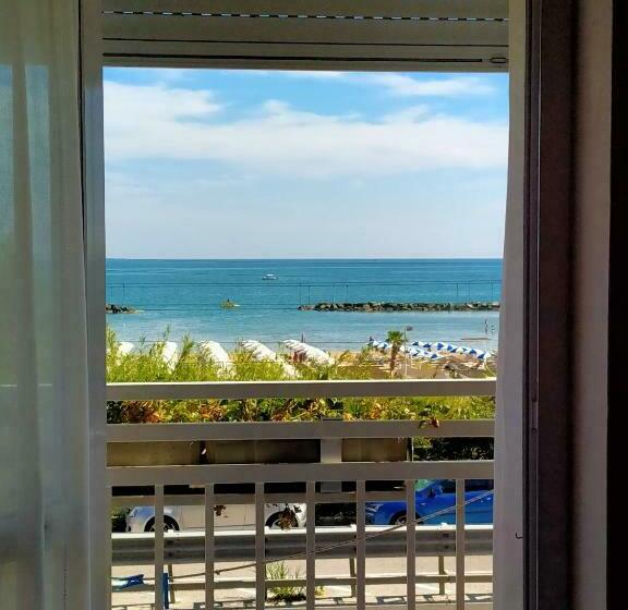 オーシャンビューのスタンダードシングルルーム, Ristorante Miramare