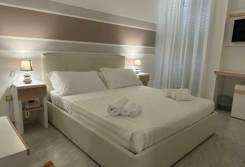 スタンダードルーム, Porto Cesareo