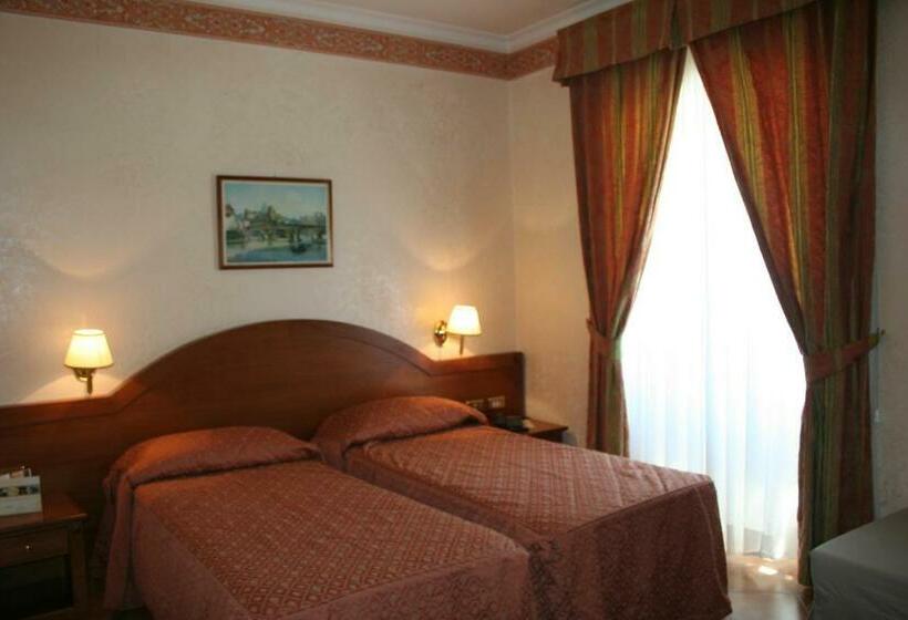 اتاق استاندارد, Squarciarelli