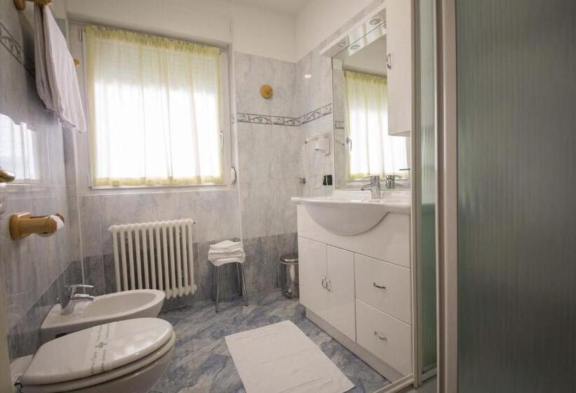 חדר סטנדרט עם מרפסת, Residence Hotel Miralago