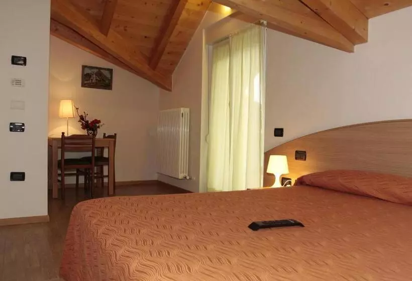 Standard-studio Parveke, Residence Hotel Miralago