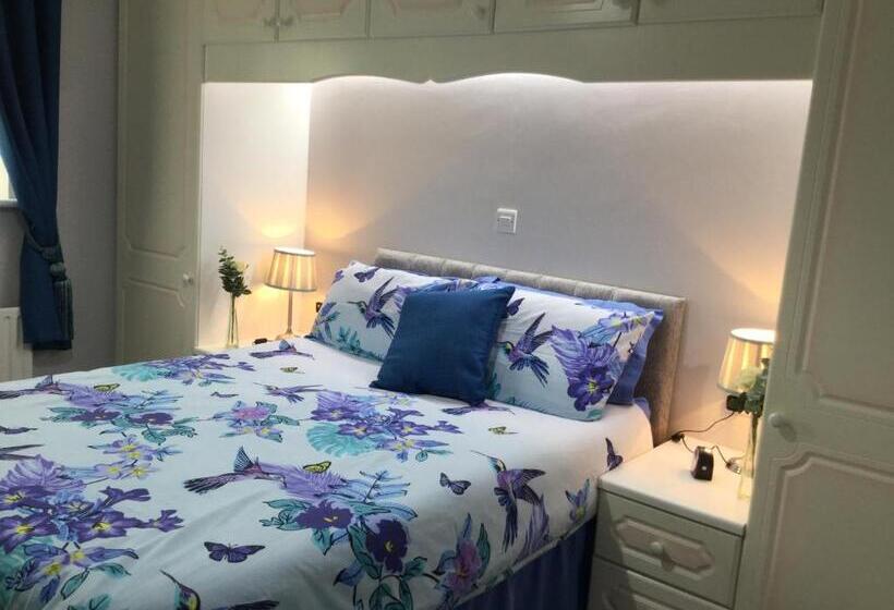 스탠다드 룸 공동 욕실, Garron View