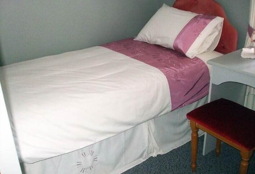 패밀리 룸, Garron View