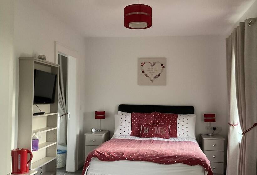 패밀리 룸, Garron View