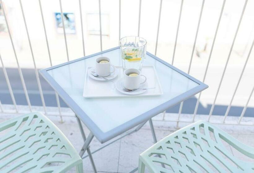 غرفة قياسية, Aromi Piccolo