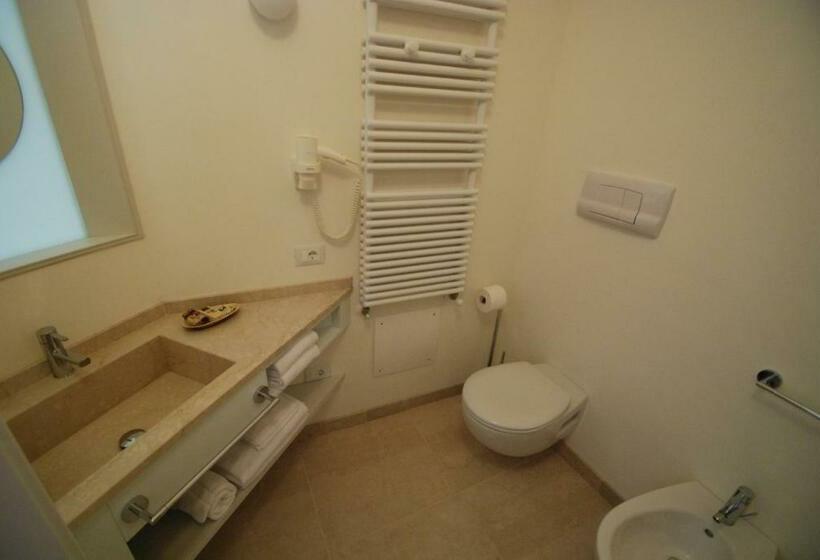 חדר סטנדרט, Aromi Piccolo