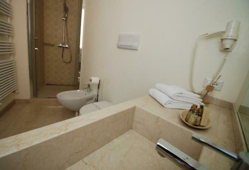 חדר סטנדרט, Aromi Piccolo