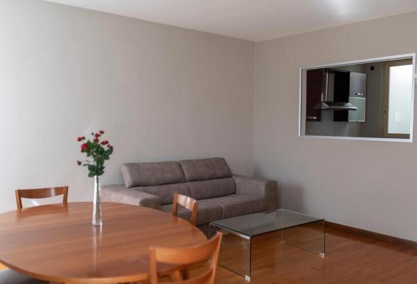 Apartamento 2 Dormitórios, Aromi Piccolo