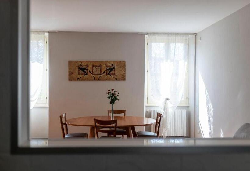 شقة غرفتين, Aromi Piccolo