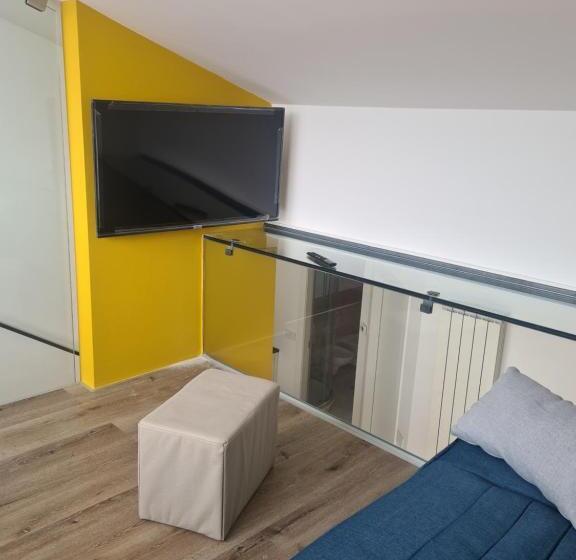 1 Bedroom Apartment Lake View, Aromi Piccolo