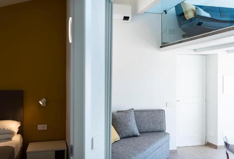 1 Bedroom Apartment Lake View, Aromi Piccolo