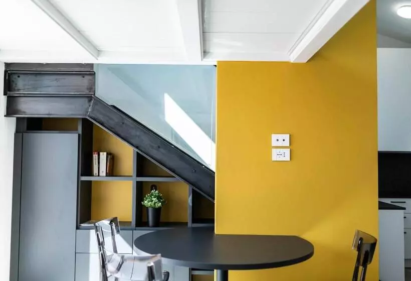 1 Bedroom Apartment Lake View, Aromi Piccolo