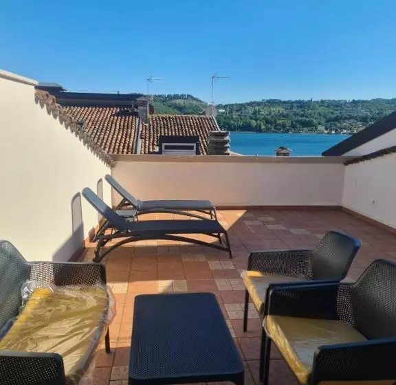 1 Bedroom Apartment Lake View, Aromi Piccolo
