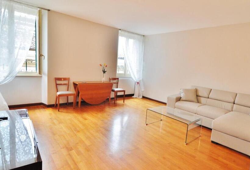 Apartamento 2 Dormitórios, Aromi Piccolo