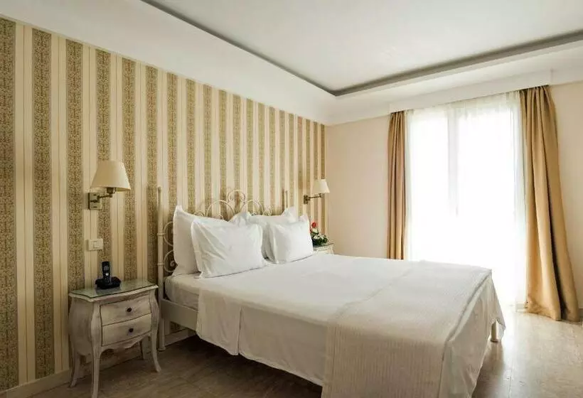 اتاق استاندارد با چشمانداز دریا, Azimut