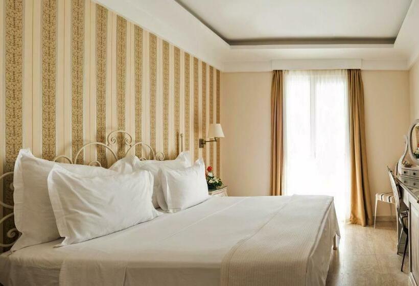 اتاق استاندارد با چشم‌انداز دریا, Azimut