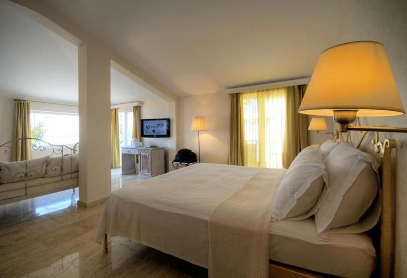 Deluxe Suite Sea View, Azimut