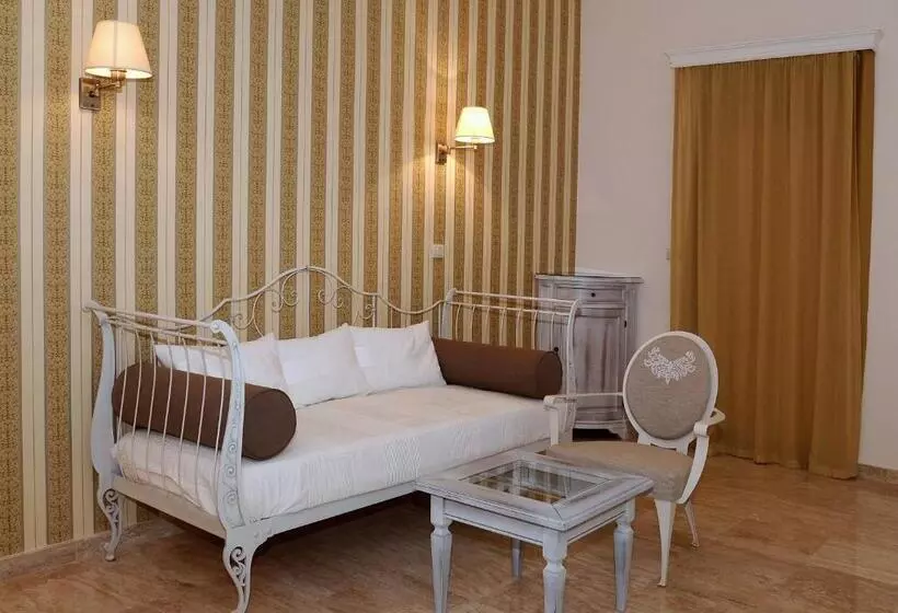 سوییت با چشمانداز دریا, Azimut