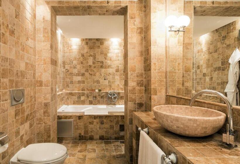 Deluxe Suite Sea View, Azimut