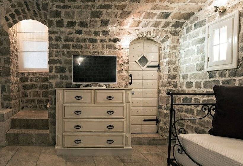 آپارتمان دوبلکس 1 خوابه, Azimut