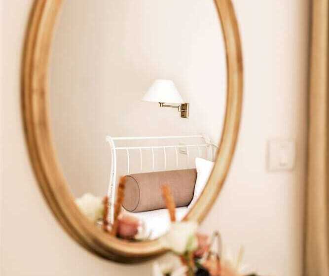 1 Bedroom Deluxe Apartment Sea View, Azimut