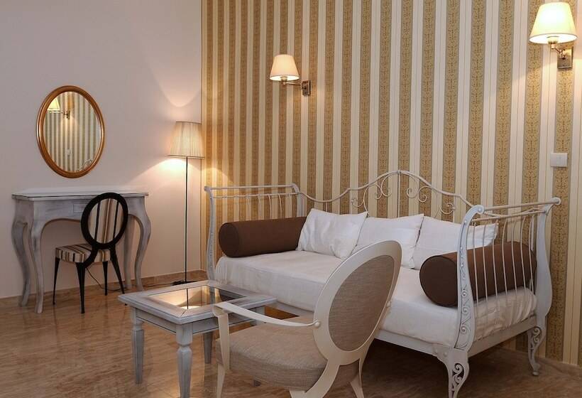 سوییت با چشم‌انداز دریا, Azimut