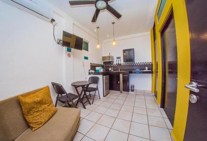 标准工作室, Suites Nadia Puerto Vallarta