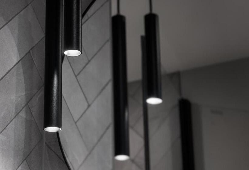 سوییت لوکس, Boutique Hotel The Roosevelt