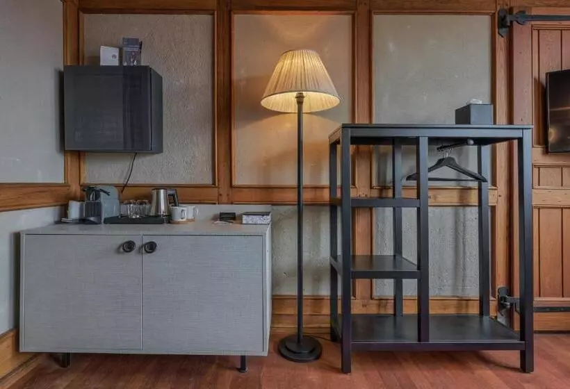 メゾネットスイート, Boutique Hotel The Roosevelt