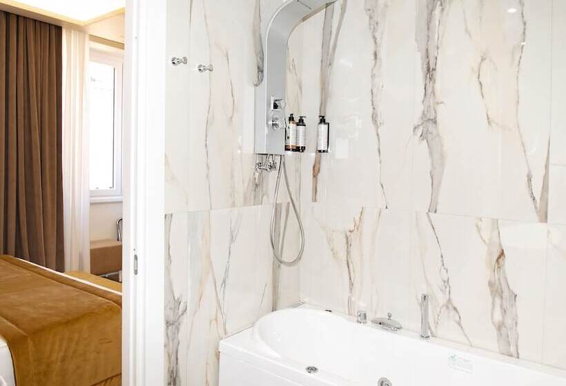 سوییت جونیور, Caravita