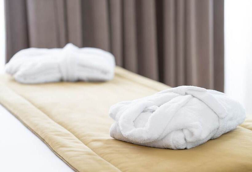 سوییت جونیور, Caravita